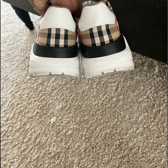 COPY - Burberry sneakers - Picture 13 of 16